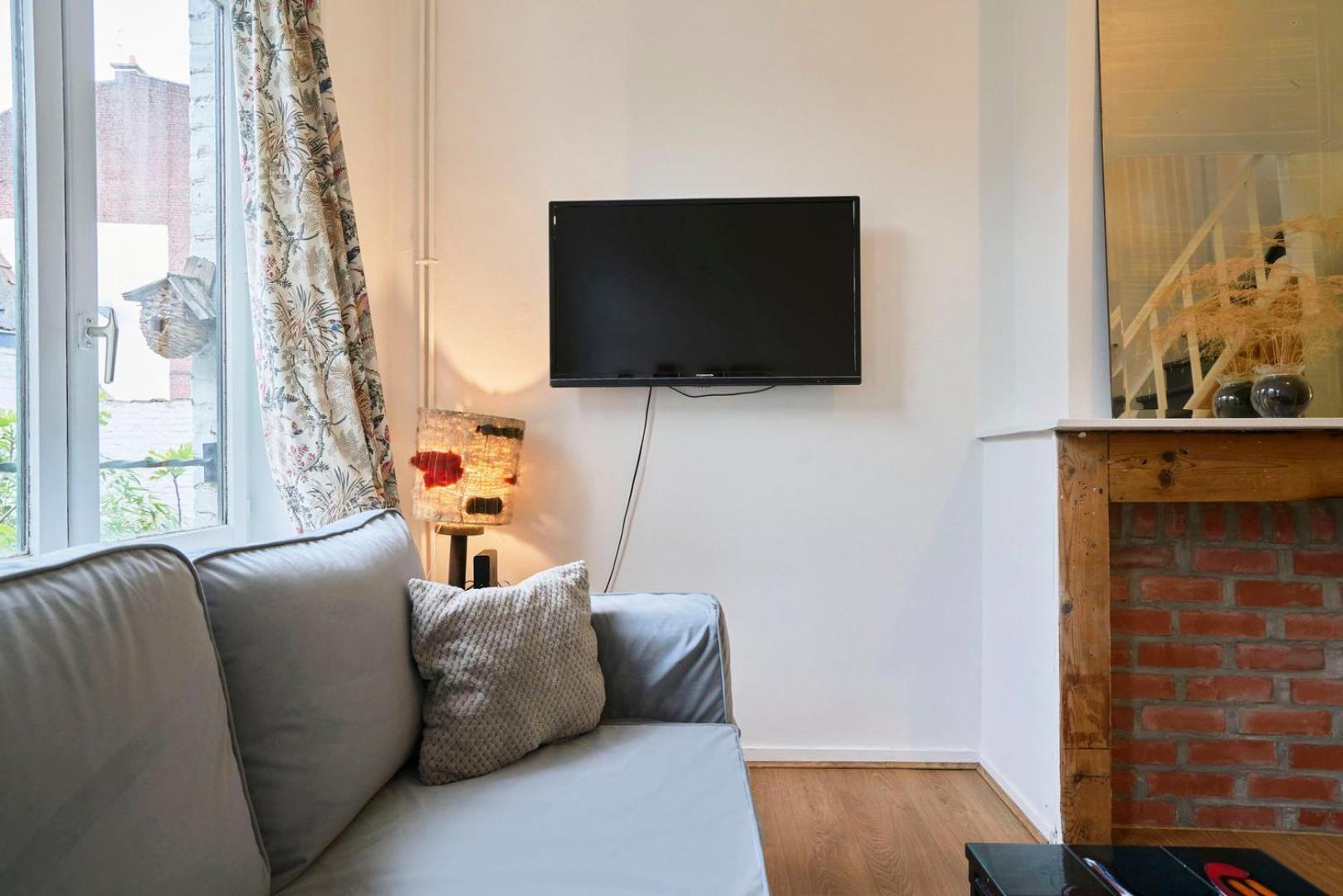 Maisonnette Atypique Dans Le Vieux Lila